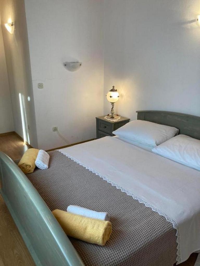Apartments By The Sea Milna, Vis - 8896 Cameră foto