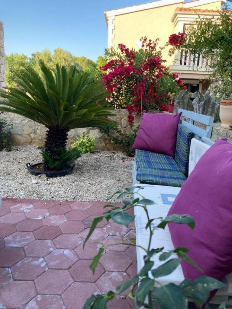 Apartments By The Sea Milna, Vis - 8896 Exterior foto